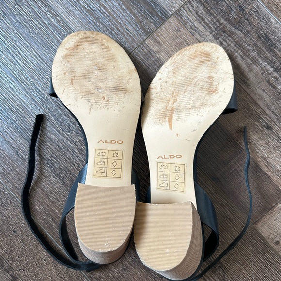 Aldo single strap heel - Picture 5 of 5